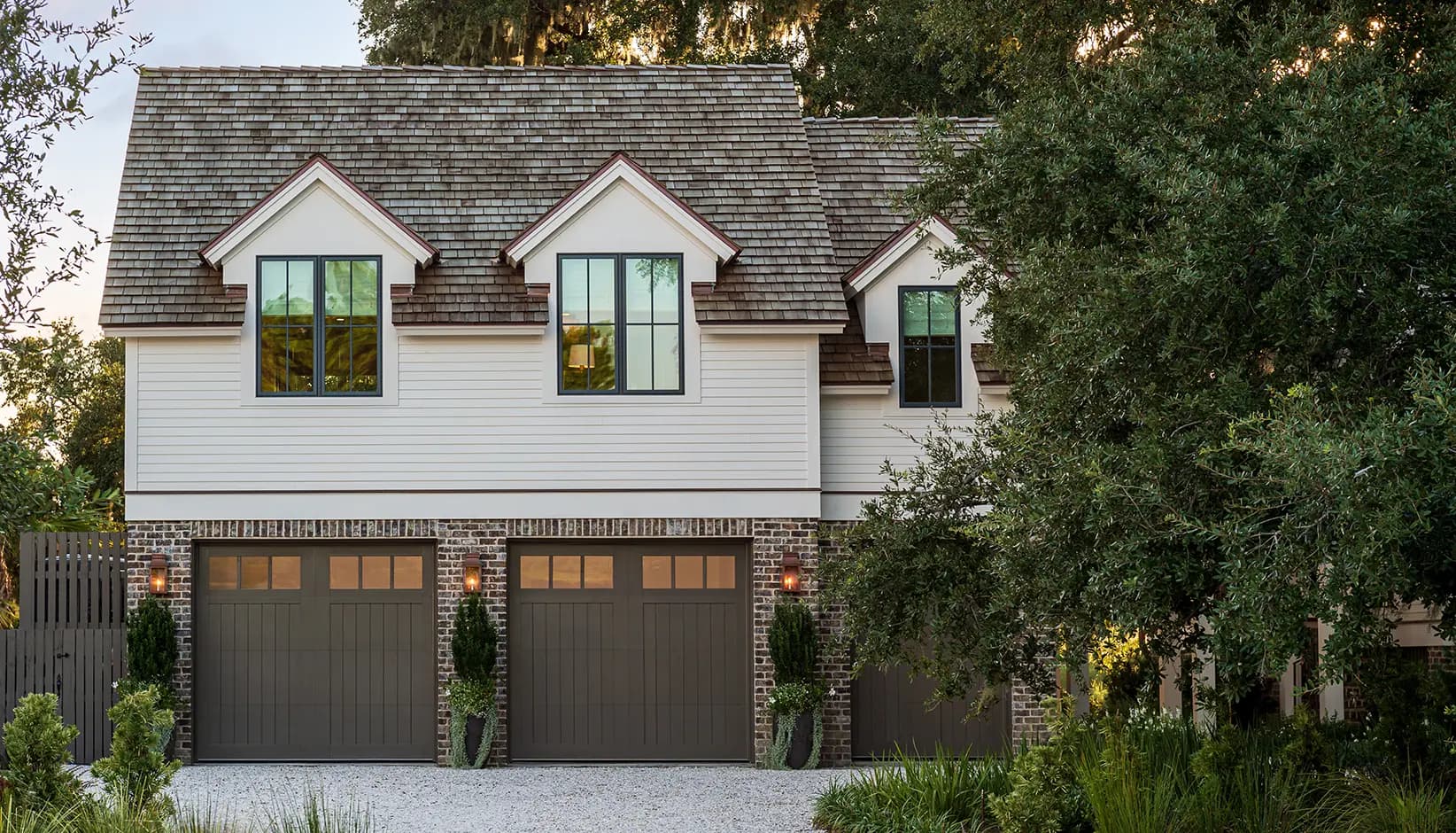 Canyon Ridge Carriage House (5-Layer) installed example 2