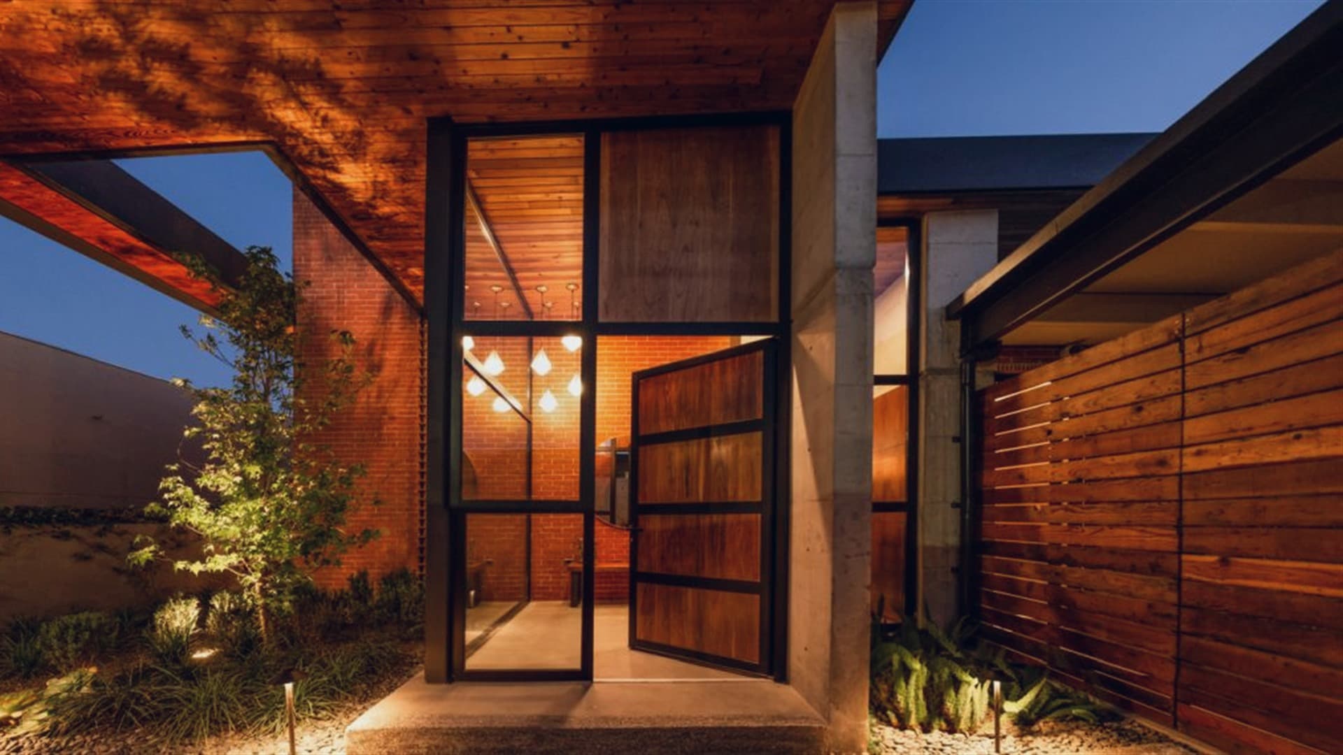 Financeit payment plan options for a home window project